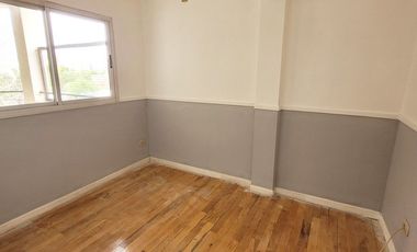 Alquiler Ddpto 5 Ambientes Balcon Pileta Sum Moron