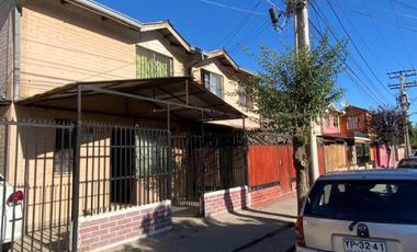ARRIENDO  CASA  CENTRO  LAMPA 2D  1B PATIO Y JARDIN
