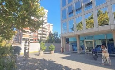 ¡OPORTUNIDAD! OFICINA AMOBLADA SECTOR PARQUE ARAUCO