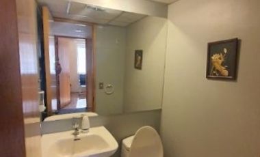 ¡OPORTUNIDAD! OFICINA AMOBLADA SECTOR PARQUE ARAUCO