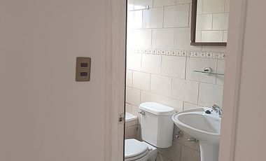 A 50 METROS DE CENTRO COMERCIAL NAUDUMAR