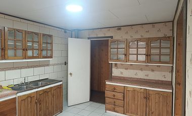 A 50 METROS DE CENTRO COMERCIAL NAUDUMAR