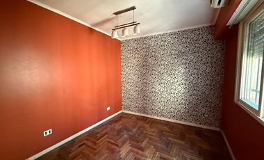 PH ALQUILER 3AMB PATIO COCHERA CASTELAR NORTE