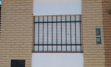 PH ALQUILER 3AMB PATIO COCHERA CASTELAR NORTE