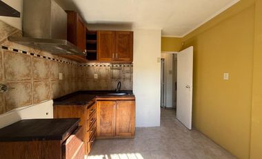 PH ALQUILER 3AMB PATIO COCHERA CASTELAR NORTE