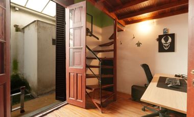 VENTA CASA A RECICLAR O LOTE EXCELENTE UBICACIÓN