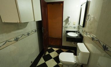 VENTA CASA A RECICLAR O LOTE EXCELENTE UBICACIÓN