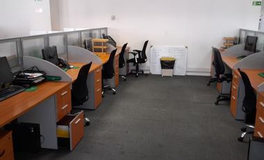 Av. Del Valle Sur/Santa Clara - Oficina - Arriendo