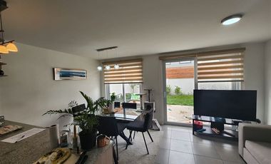 Casa en Arriendo en los remos 221