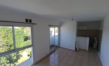 ALQUILER DEPTO  1 DOR CON COCHERA B° SAN MARTIN
