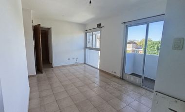 ALQUILER DEPTO  1 DOR CON COCHERA B° SAN MARTIN