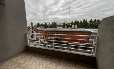 ALQUILER MONOAMBIENTE EN CENTRO DE CASEROS