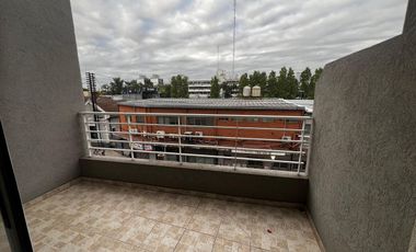 ALQUILER MONOAMBIENTE EN CENTRO DE CASEROS