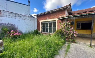 OPORTUNIDAD CASA 3 AMBIENTES RECICLAR - V.PRIMERA