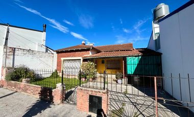 OPORTUNIDAD CASA 3 AMBIENTES RECICLAR - V.PRIMERA