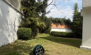 SE RENTA EXCELENTE CASA EN BOSQUES DE LAS LOMAS (N)