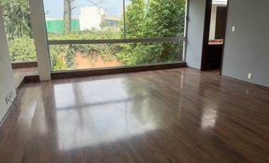 SE RENTA EXCELENTE CASA EN BOSQUES DE LAS LOMAS (N)