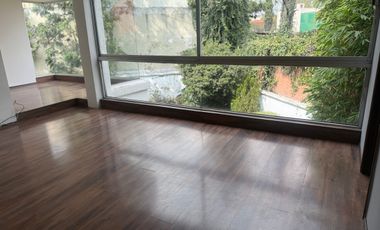 SE RENTA EXCELENTE CASA EN BOSQUES DE LAS LOMAS (N)