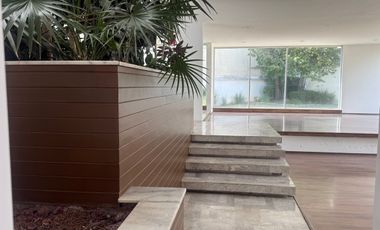 SE RENTA EXCELENTE CASA EN BOSQUES DE LAS LOMAS (N)