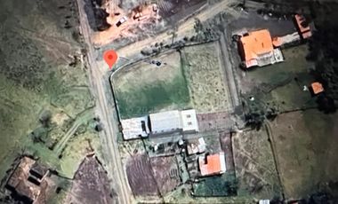 Oportunidad Propiedad en Venta 2400 m² Deleg - Cuenca