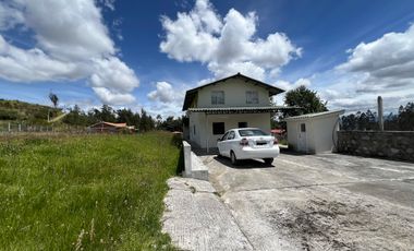 Oportunidad Propiedad en Venta 2400 m² Deleg - Cuenca