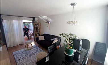 SE ARRIENDA CASA EN PORTEZUELO DE TOBALABA, PUENTE ALTO