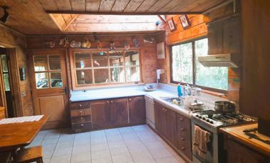 MARAVILLOSA CASA EN LAGO COLICO