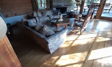 MARAVILLOSA CASA EN LAGO COLICO