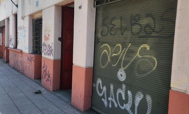 LOCAL COMERCIAL CON BODEGA EN SIERRA BELLA, SANTIAGO