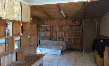 CASA EN VENTA EN EL QUISCO SUR CON JARDÍN