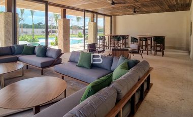 Lote en Cancún Dentro de Privada Losantos en Venta