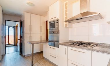 VENDO CASA  EN JARDINES DEL SUR DE LA CIUDAD DE ANTOFAGASTA