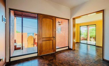 VENDO CASA  EN JARDINES DEL SUR DE LA CIUDAD DE ANTOFAGASTA