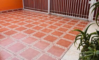 VENDO CASA EN PARQUE INGLES SECTOR SUR DE LA  CIUDAD DE ANTOFAGASTA