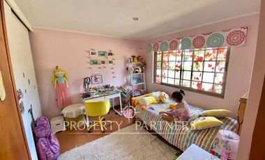 Gran casa en Sagrada Familia