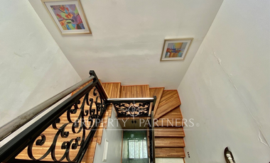 Espectacular casa ideal alojamiento u oficinas en sector norte