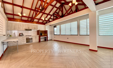 Espectacular casa ideal alojamiento u oficinas en sector norte