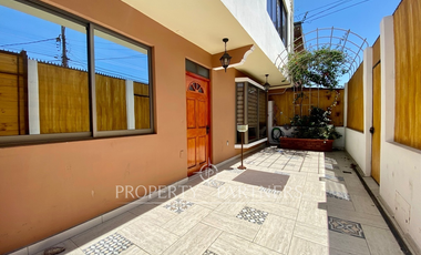 Espectacular casa ideal alojamiento u oficinas en sector norte