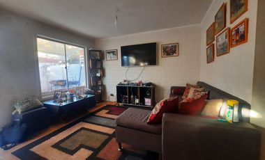Grace Kelm vende Casa  en barrio cerrado/3 dorm /2 baños/ est 2 autos c/patio,en Buin