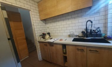 Grace Kelm vende Casa  en barrio cerrado/3 dorm /2 baños/ est 2 autos c/patio,en Buin