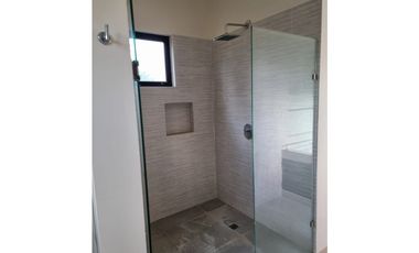 RENTA O VENTA DE CASA LAGOS DEL SOL, CANCUN