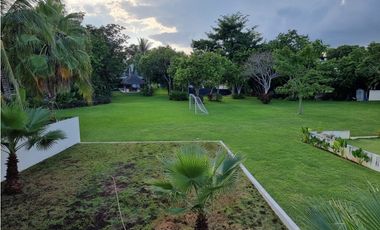 RENTA O VENTA DE CASA LAGOS DEL SOL, CANCUN
