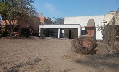 La Mejor Oportunidad De Gran Formato En Surco Frente Al Jockey Plaza