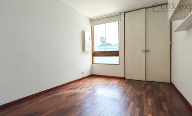 ALQUILER DE DEPARTAMENTO EN SURCO ????