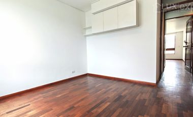 ALQUILER DE DEPARTAMENTO EN SURCO ????