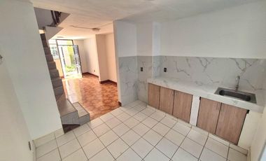 Local duplex en 1er piso puerta calle