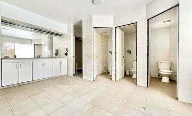 Oficina en Arriendo en Metro Bellas Artes - Merced