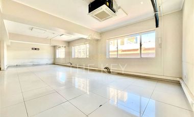 Oficina en Arriendo en Metro Bellas Artes - Merced