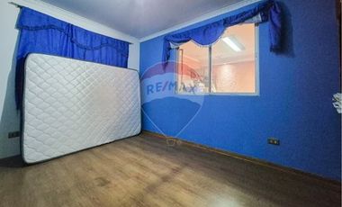 Casa muy espaciosa, 260 m2 utiles.