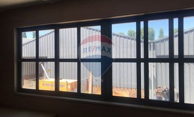 Gran Galpón con Oficinas de Lujol!!